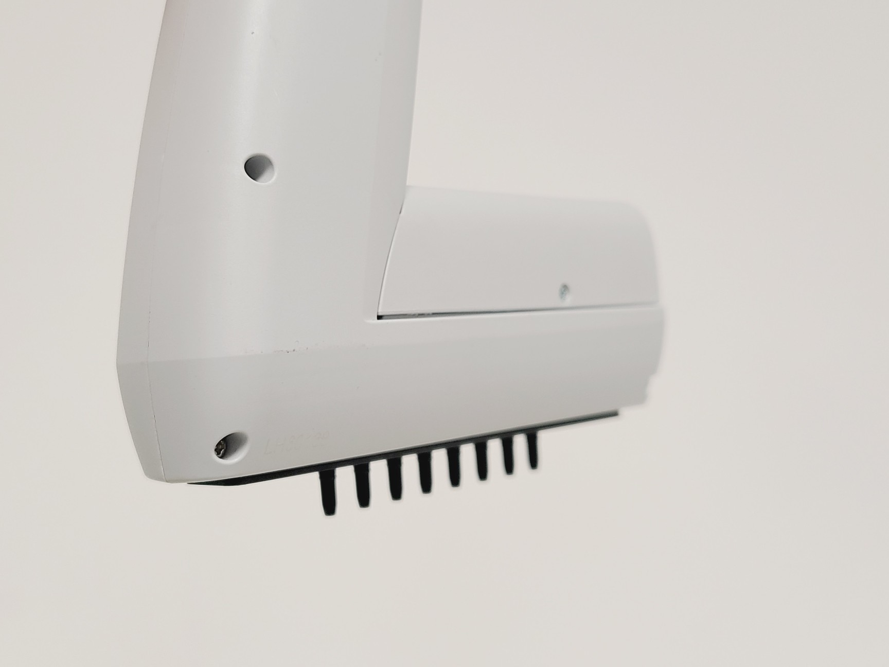 Image of Thermo Scientific E1 ClipTip LH60168 0.5-12.5µl Electronic Pipette