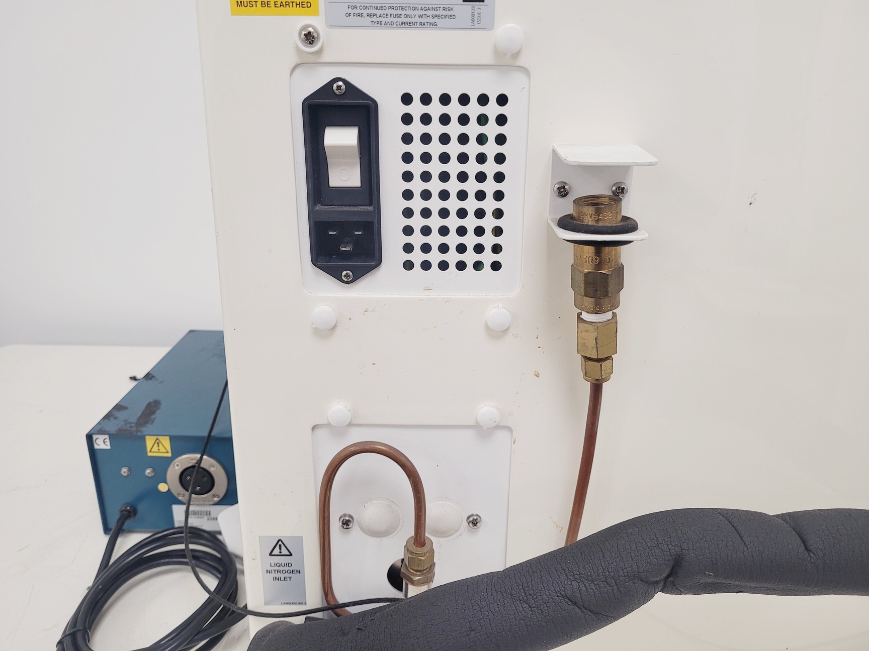 Image of Planer Kryo 550-16 Controlled Rate Freezer w/ LNP 4 Pump, PC & Software