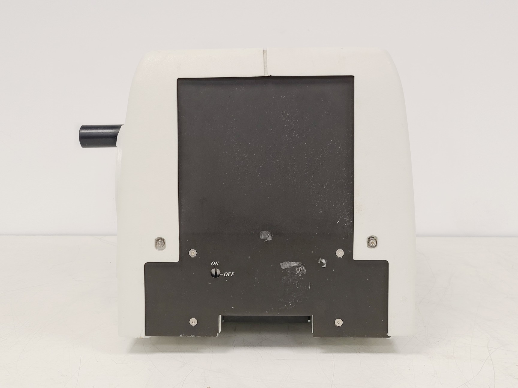Image of Leica RM 2135 Manual Rotary Microtome