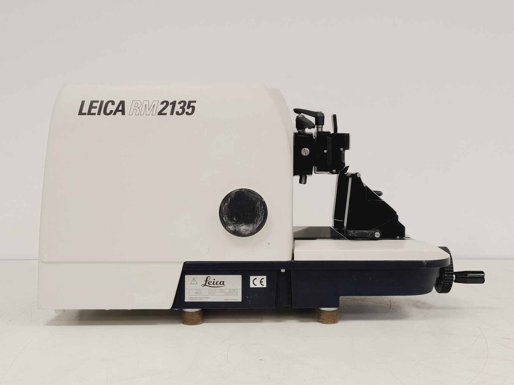 Image of Leica RM 2135 Manual Rotary Microtome