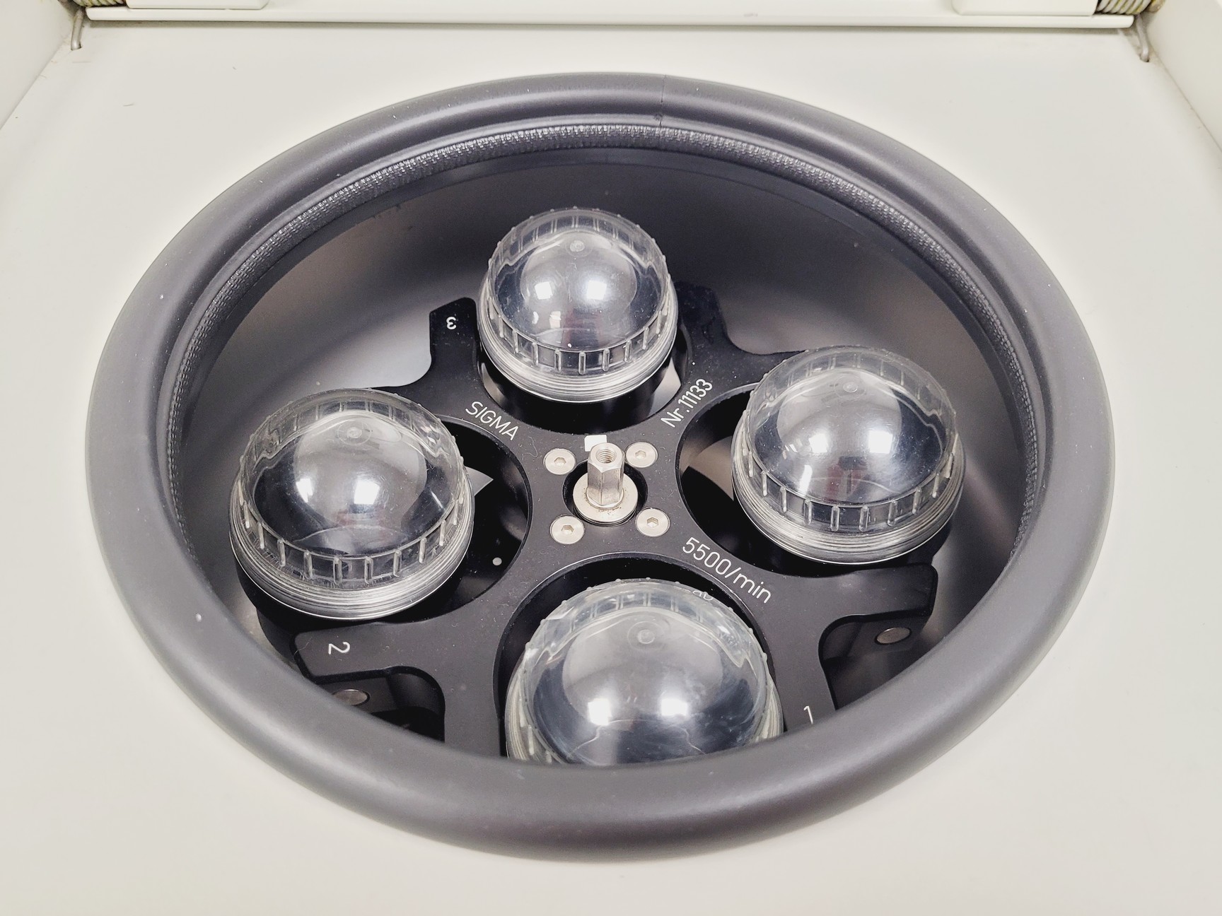 Image of Sigma SciQuip 3-15 Benchtop Centrifuge W/ 11133 Rotor 5500RPM