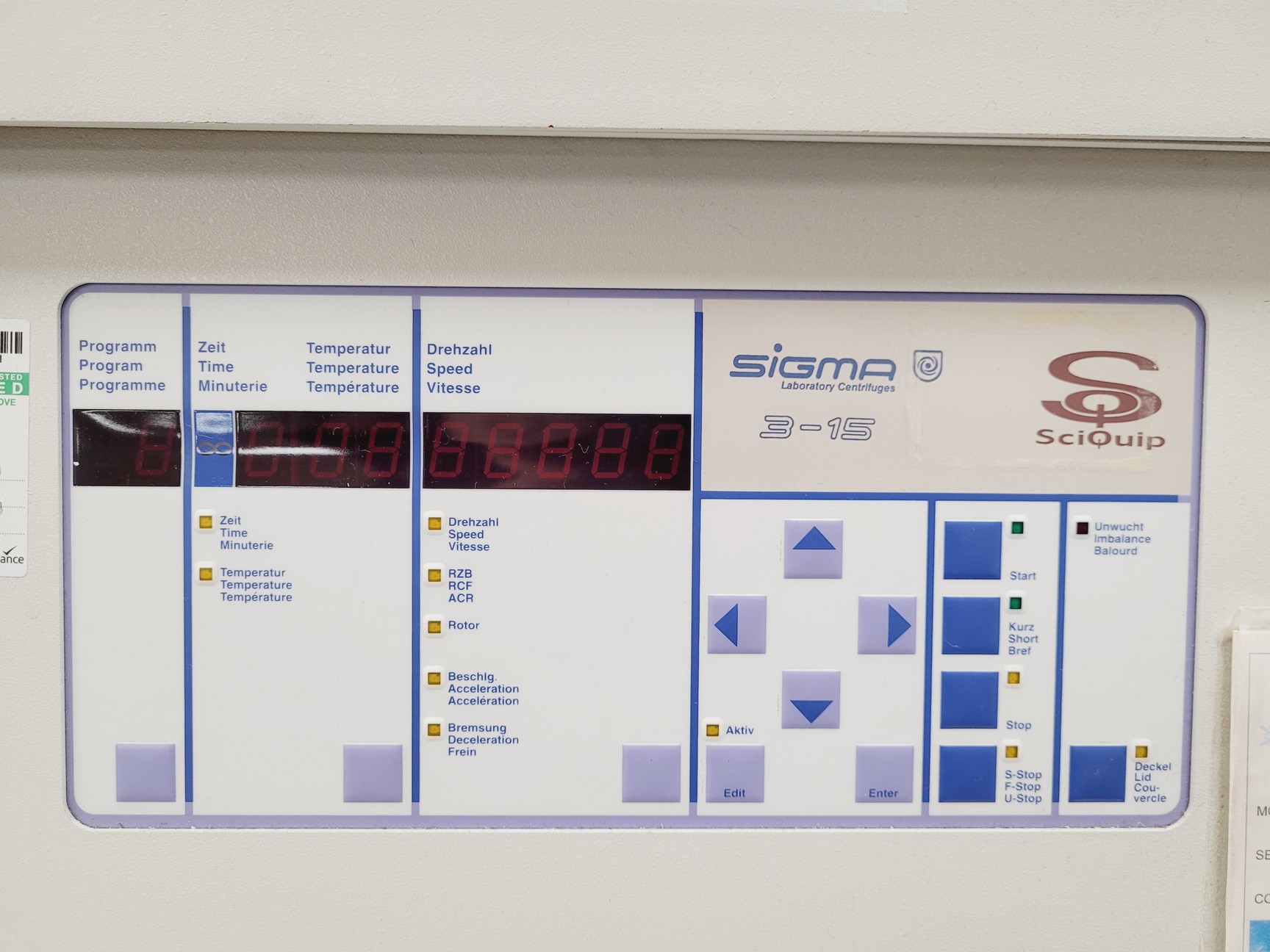 Image of Sigma SciQuip 3-15 Benchtop Centrifuge W/ 11133 Rotor 5500RPM