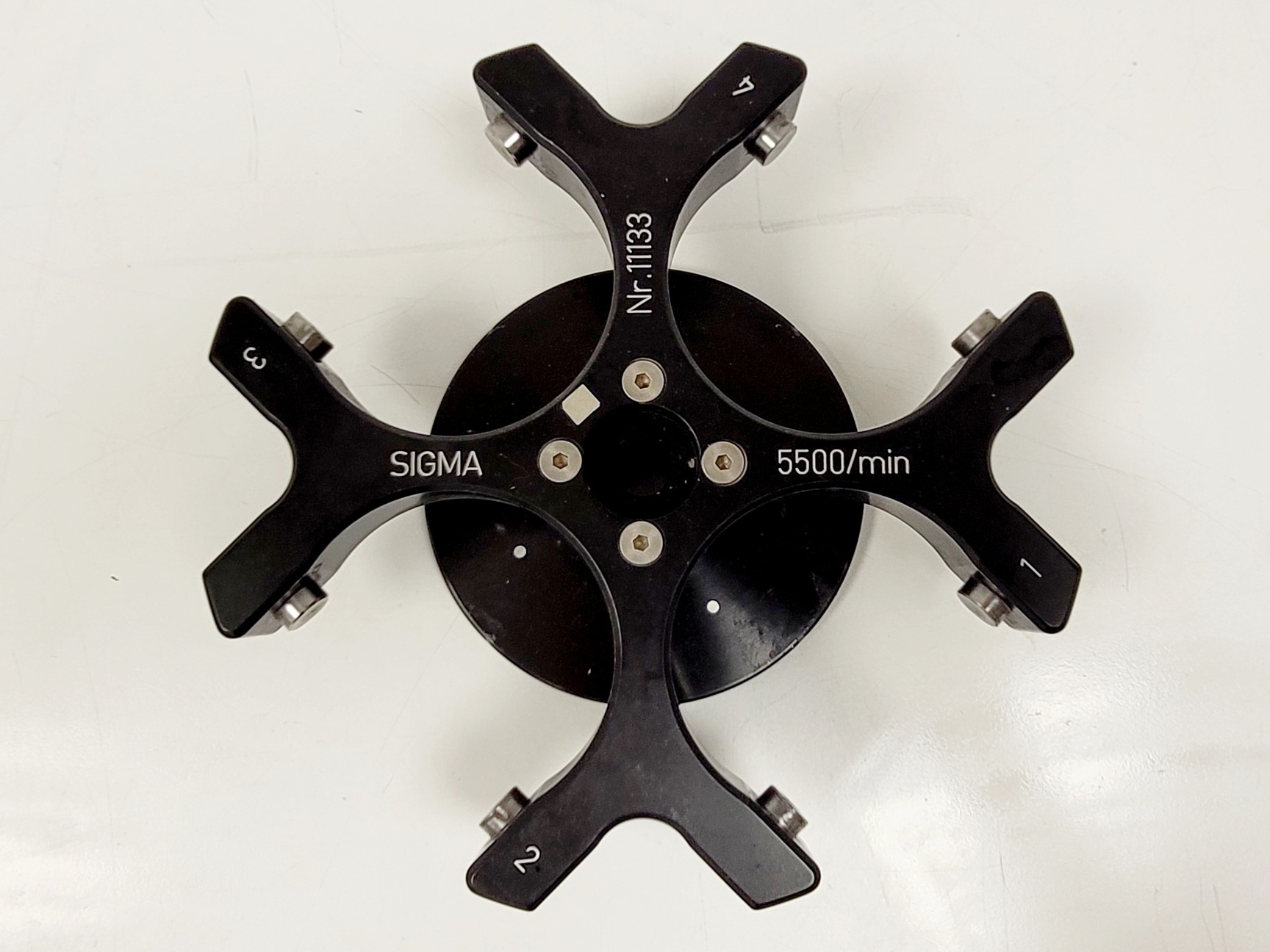 Image of Sigma SciQuip 3-15 Benchtop Centrifuge W/ 11133 Rotor 5500RPM