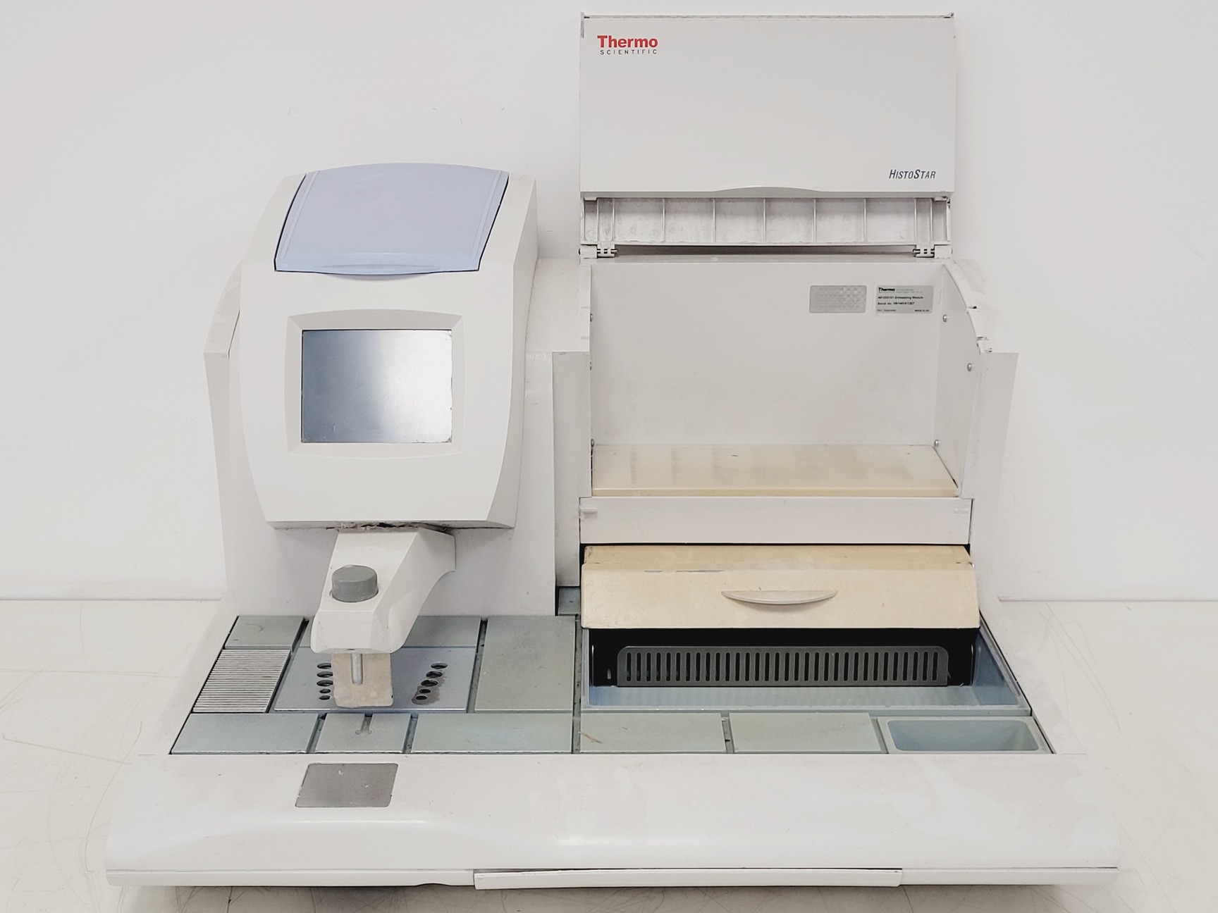 Image of Thermo Scientific HistoStar A81000101 Embedding Module Lab