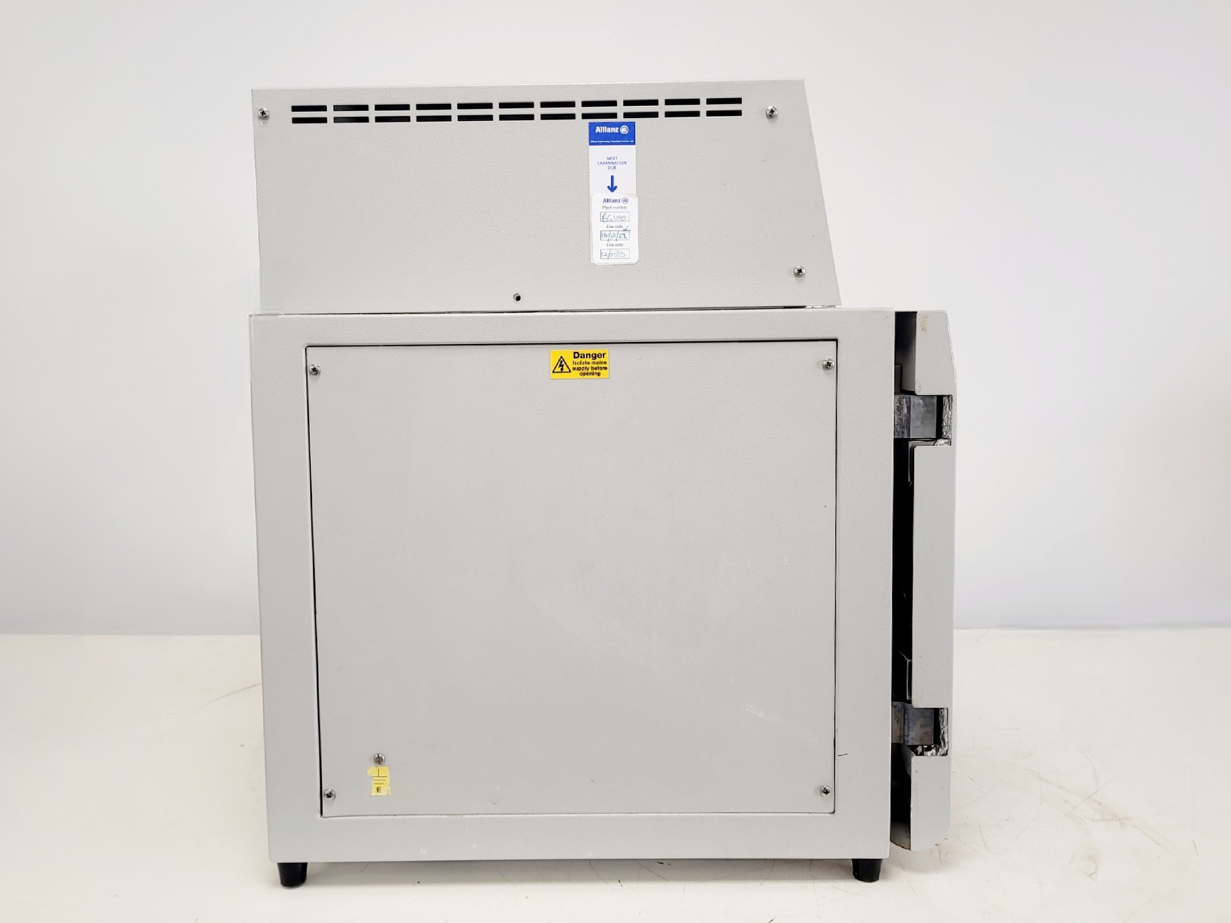 Image of LTE Scientific Falcon 30 Benchtop Laboratory Autoclave