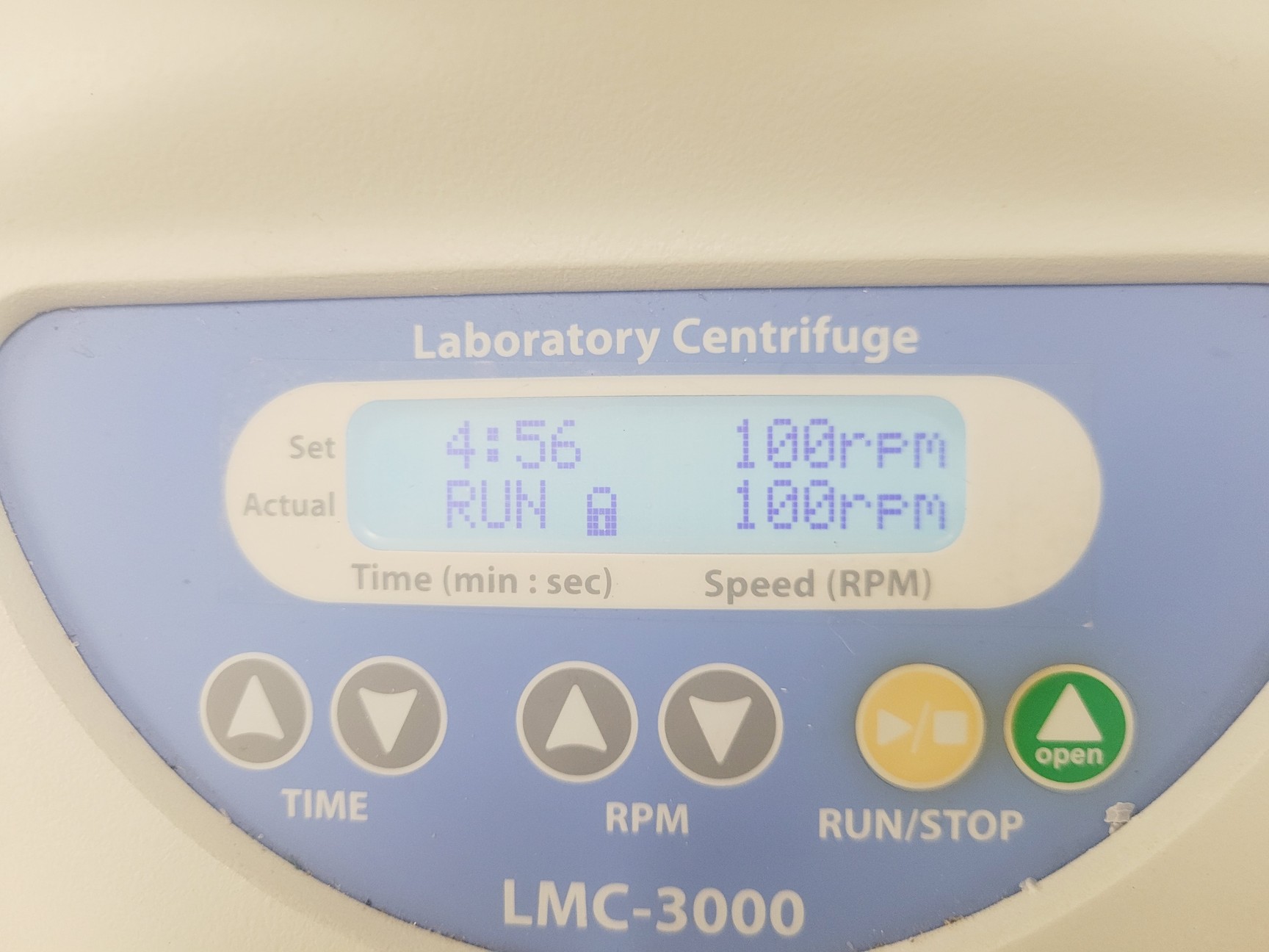 Image of Grant-bio Laboratory Centrifuge Model LMC-3000 w/ R2 Rotor 2000rpm Max