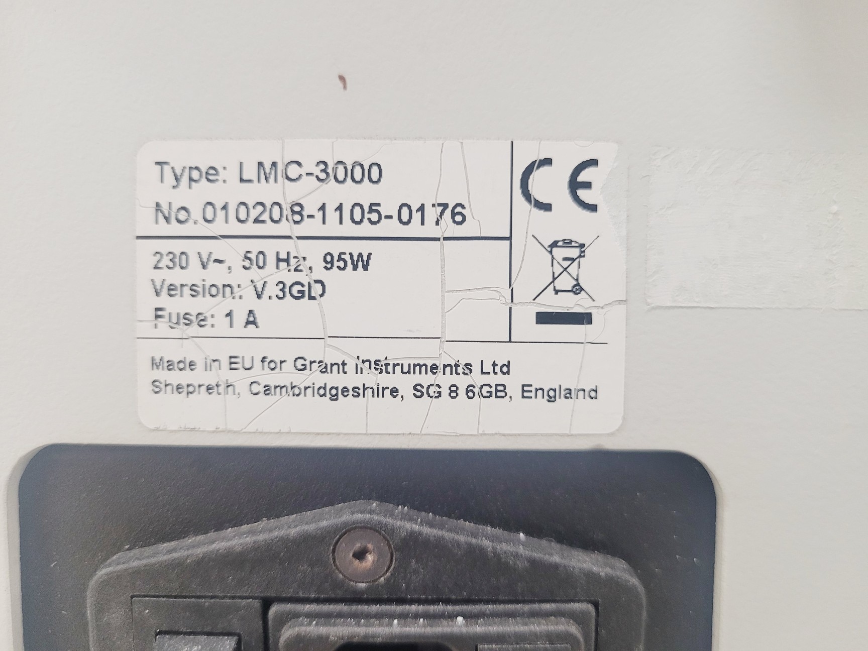 Image of Grant-bio Laboratory Centrifuge Model LMC-3000 w/ R2 Rotor 2000rpm Max