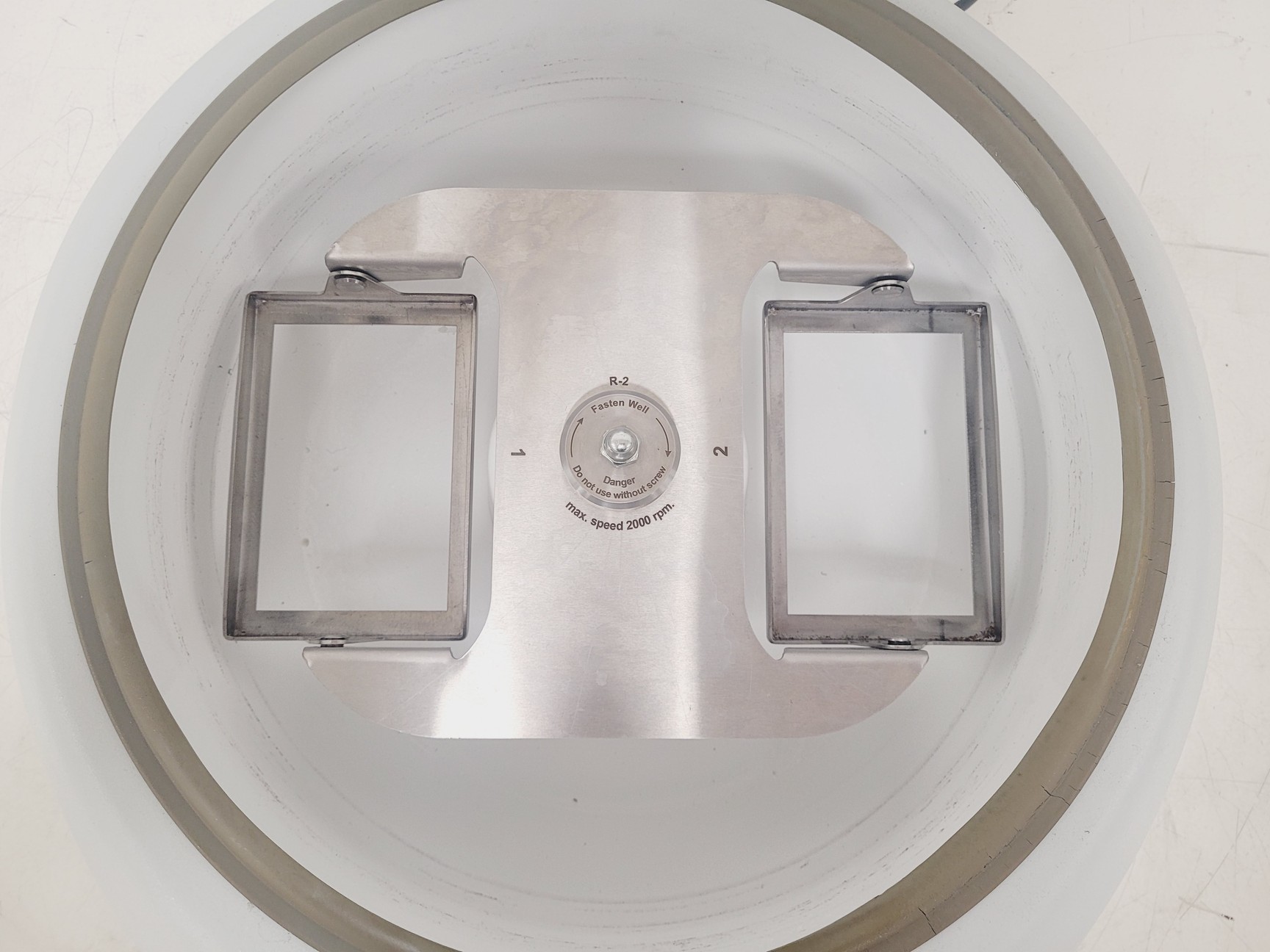 Image of Grant-bio Laboratory Centrifuge Model LMC-3000 w/ R2 Rotor 2000rpm Max