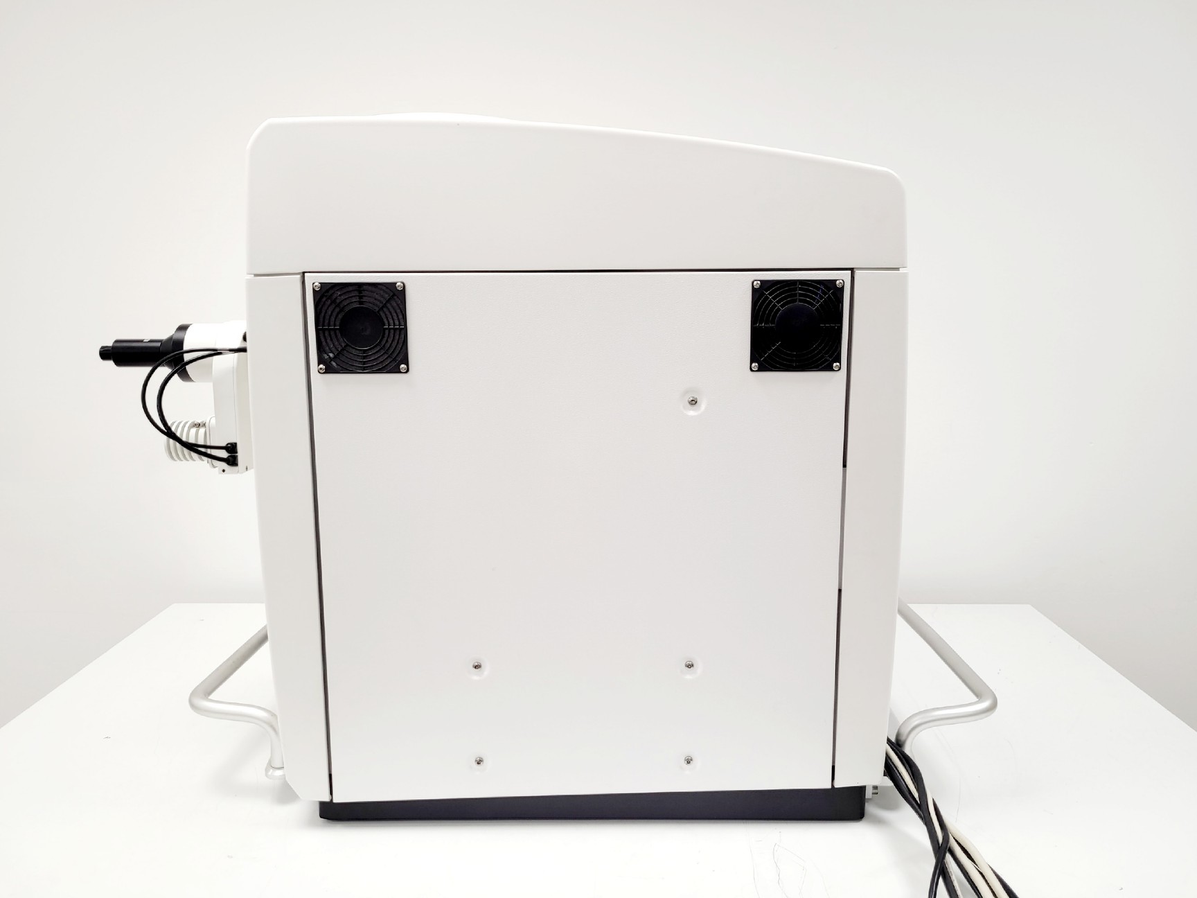 Image of Zeiss Axio Scan.Z1 Digital Slide Scanner w/ X-Cite Xylis and PC System