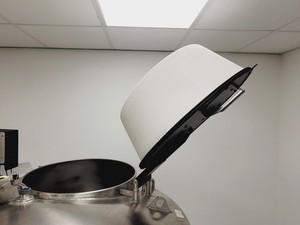 Thumbnail image of MVE 1894R-190AF-GB LN2 Liquid Nitrogen Cryogenic Freezer