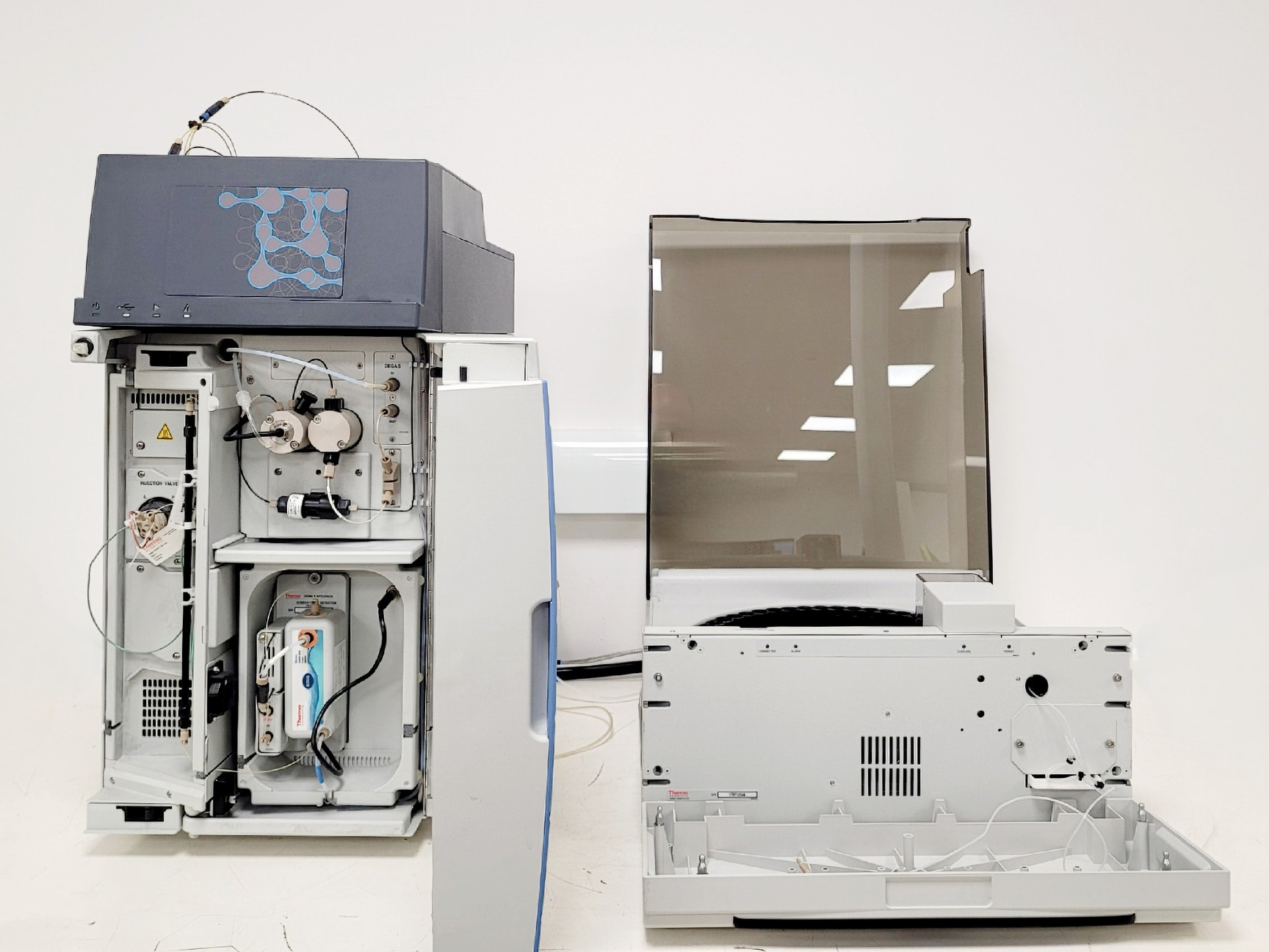 Image of Thermo Scientific Dionex Integrion RFIC HPIC with Dionex AS-DV Autosampler