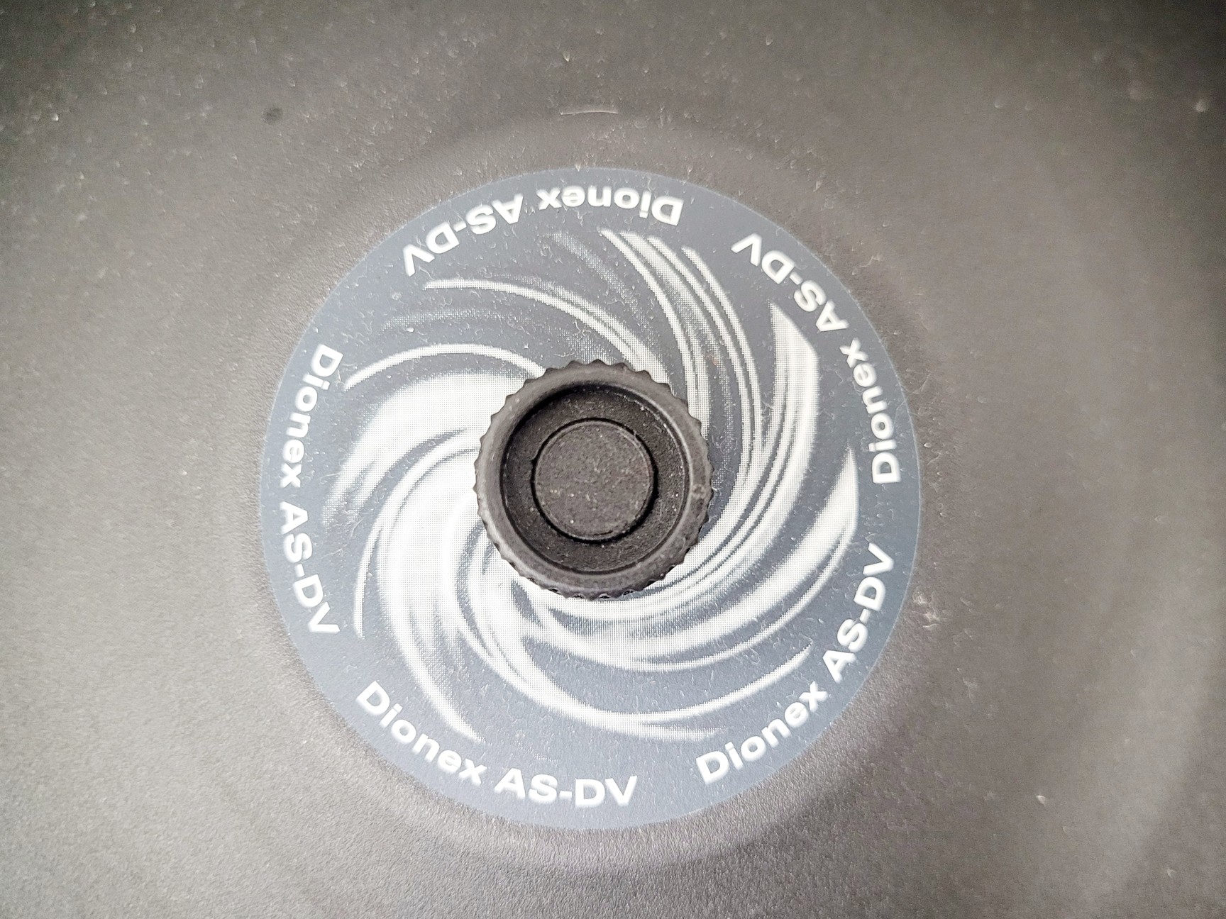 Image of Thermo Scientific Dionex Integrion RFIC HPIC with Dionex AS-DV Autosampler