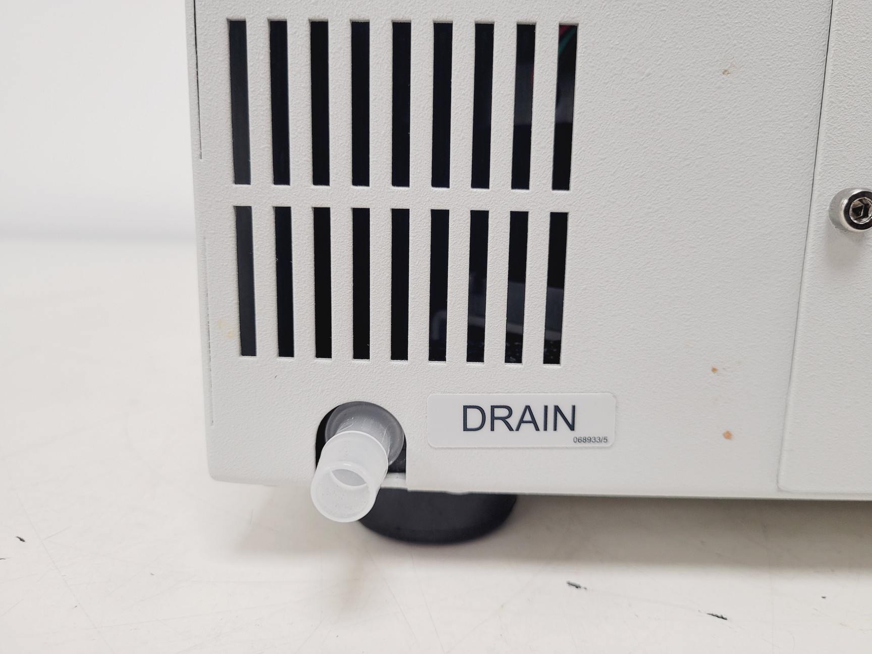 Image of Thermo Scientific Dionex Integrion RFIC HPIC with Dionex AS-DV Autosampler