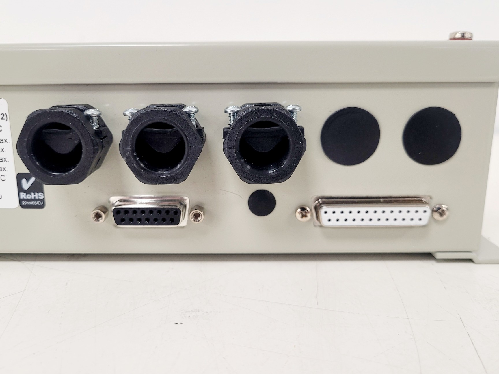 Image of CryoScience by Taylor-Wharton Type M507CE-IEC Wall Mount PSU/Connector Panel