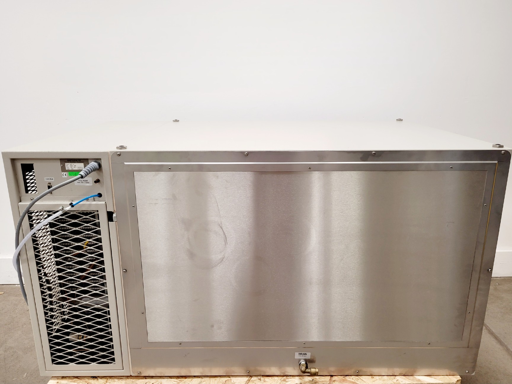 Image of Kuhner Shaker X Climo-Shaker ISF1-X Shaking Incubator Lab