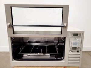 Thumbnail image of Kuhner Shaker X Climo-Shaker ISF1-X Shaking Incubator Lab