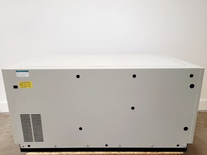 Thumbnail image of New Brunswick Innova 44 Shaking Bacterial Incubator Lab