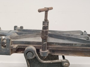 Thumbnail image of HW&Co London 'Lion' Antique Metal Press