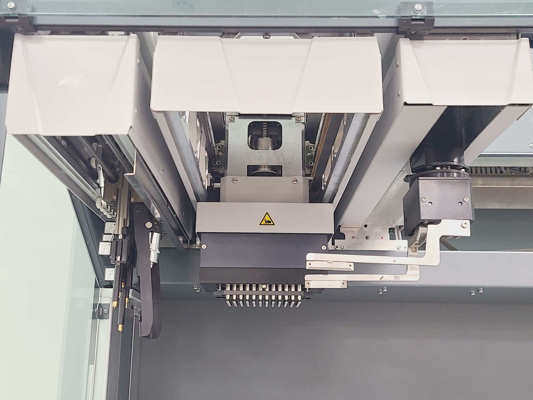 Image of Tecan Freedom EVO 200 Base Liquid Handler 96-Channel with Stand