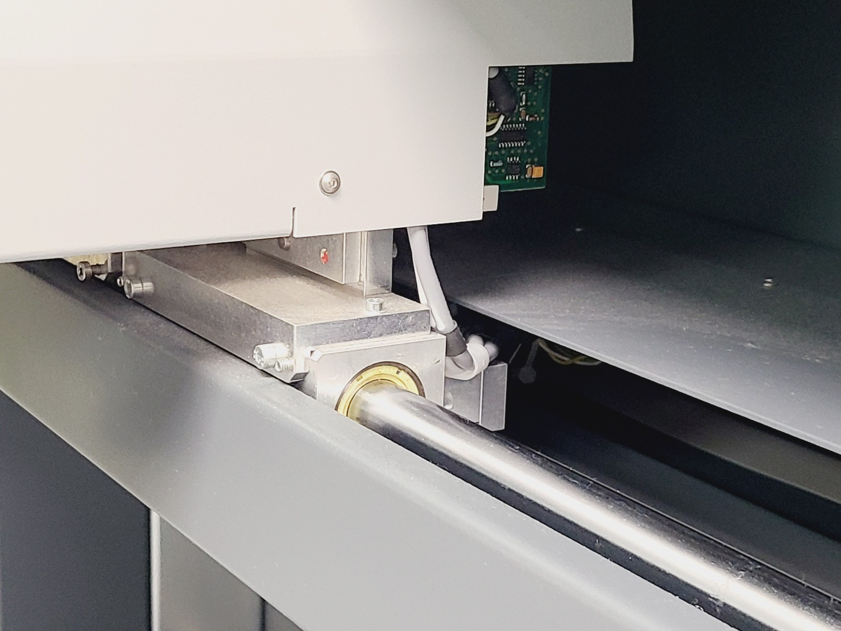Image of Tecan Freedom EVO 200 Base Liquid Handler 96-Channel with Stand