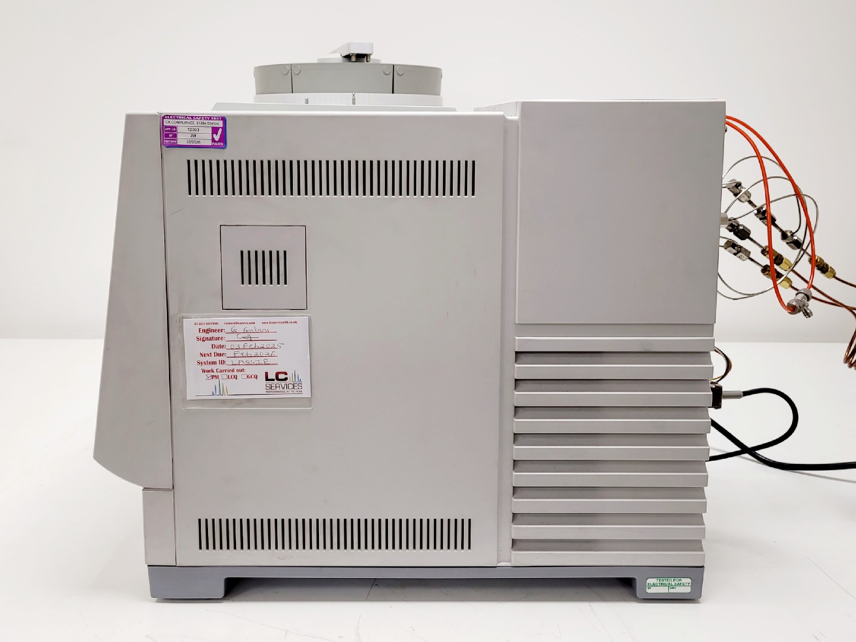 Image of Shimadzu GC-2010 Plus System with AOC-20s Auto Sampler and AOC-20i Auto Injector