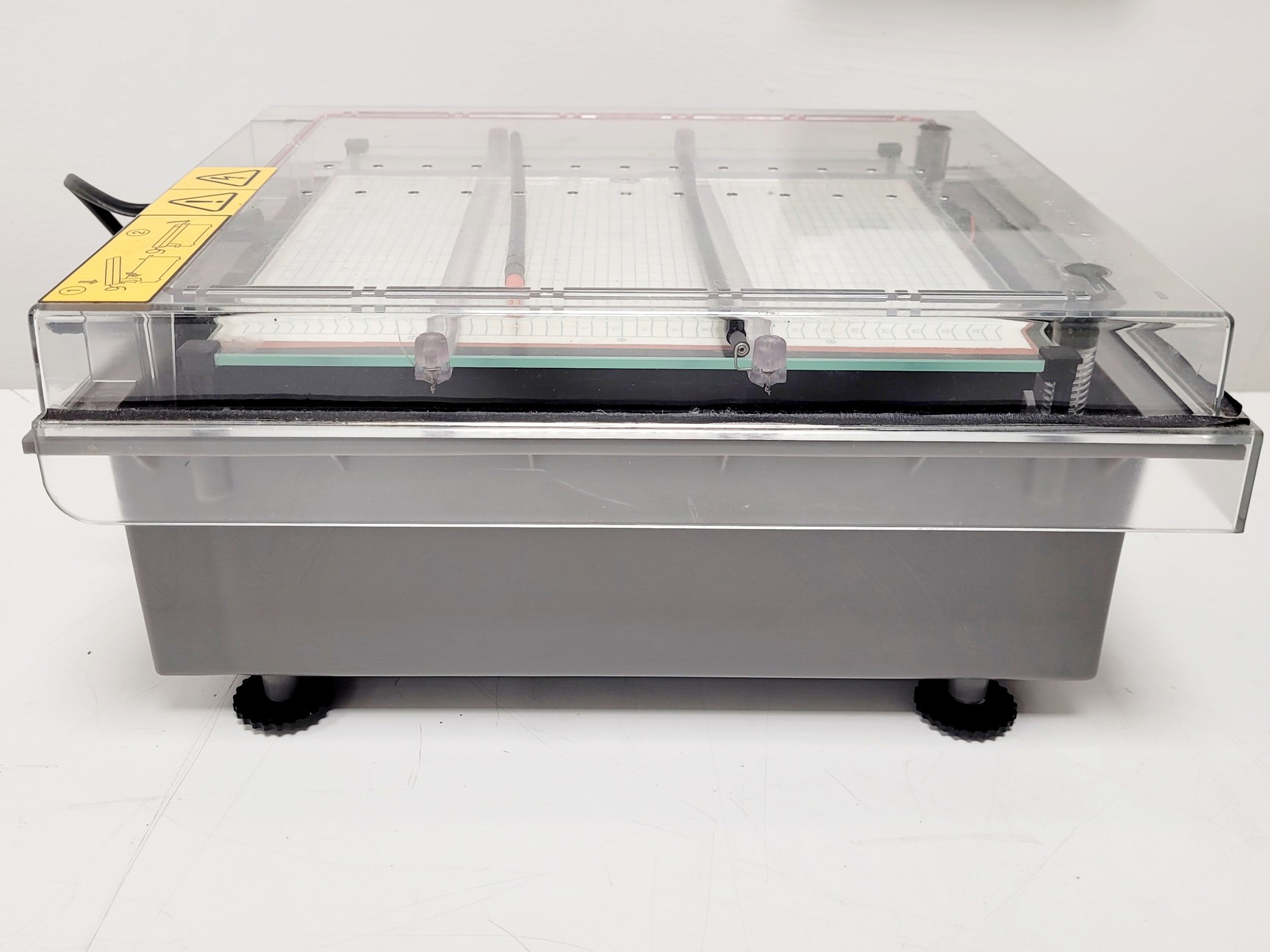 Image of GE Healthcare Multiphor II Electrophoresis System w/ Consort E861 Power Supply 