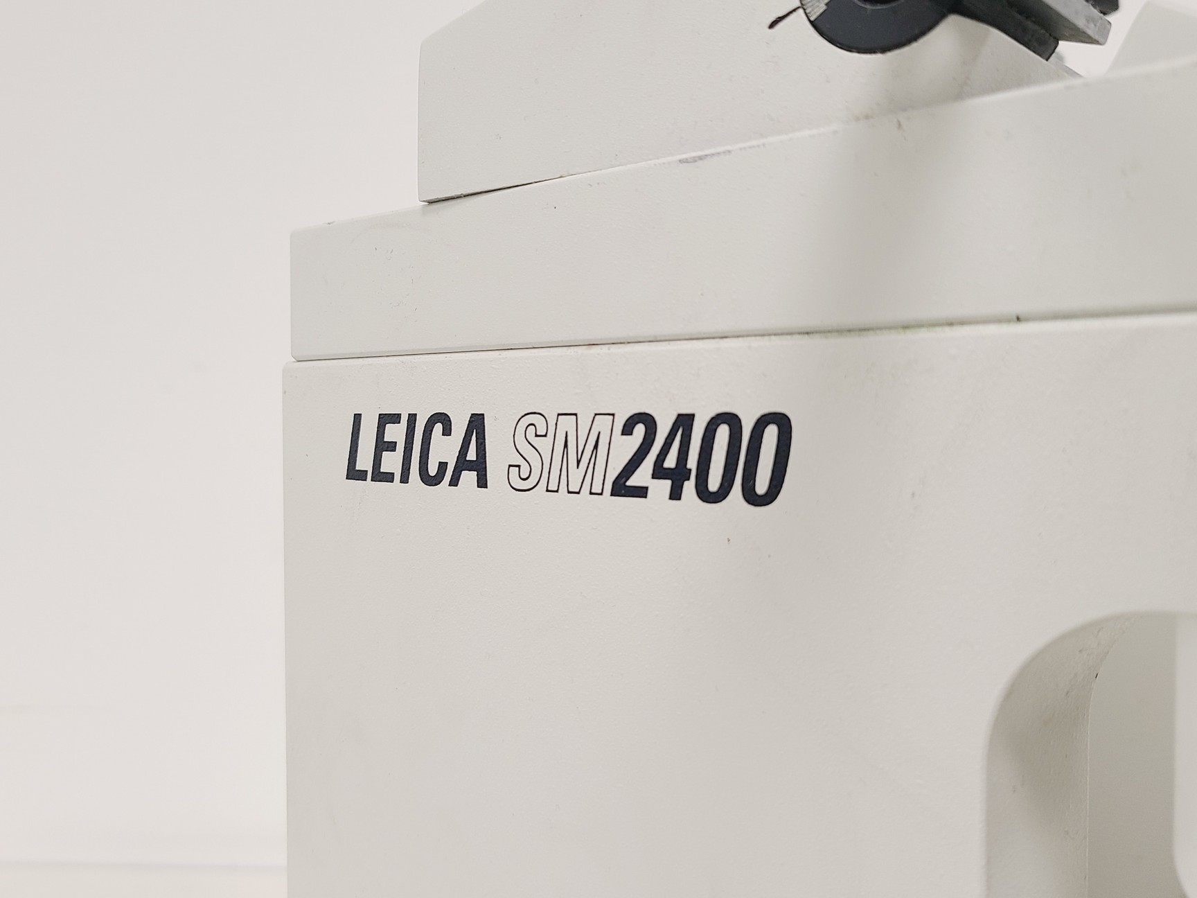 Image of Leica SM2400 Sledge Microtome Lab