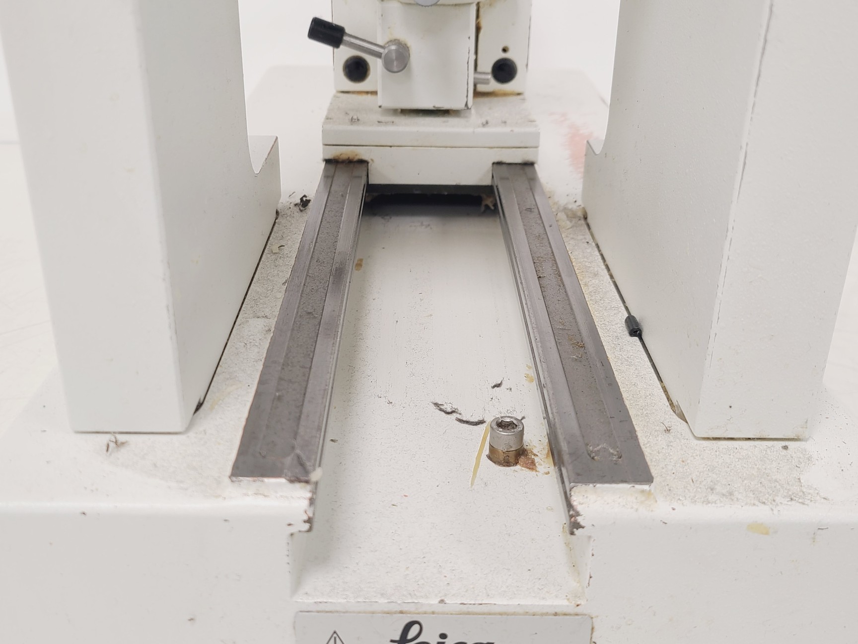 Image of Leica SM2400 Sledge Microtome
