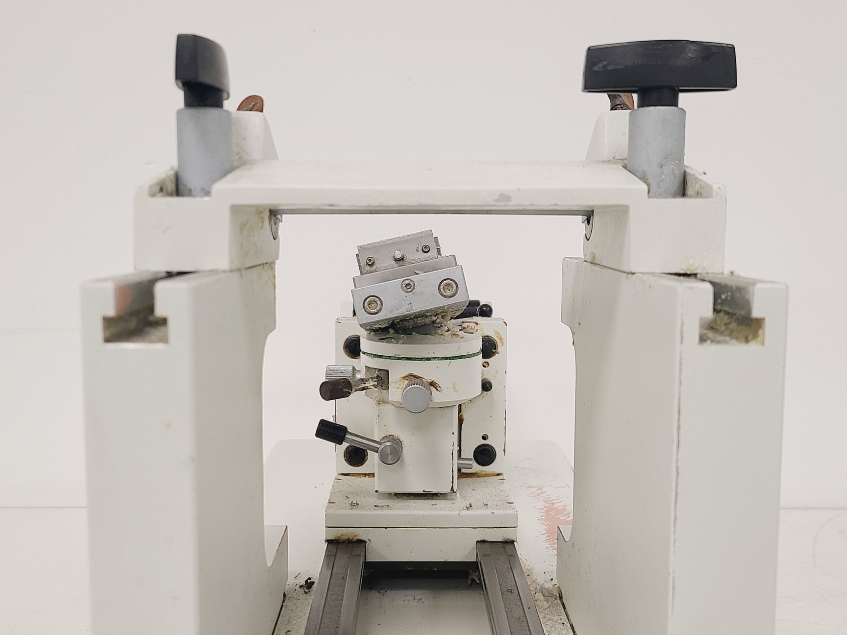 Image of Leica SM2400 Sledge Microtome