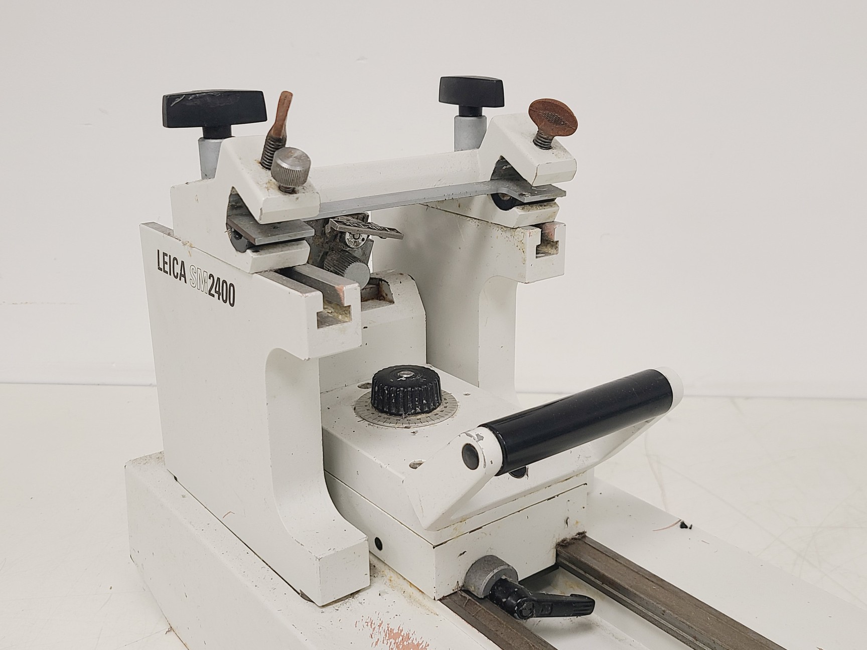 Image of Leica SM2400 Sledge Microtome