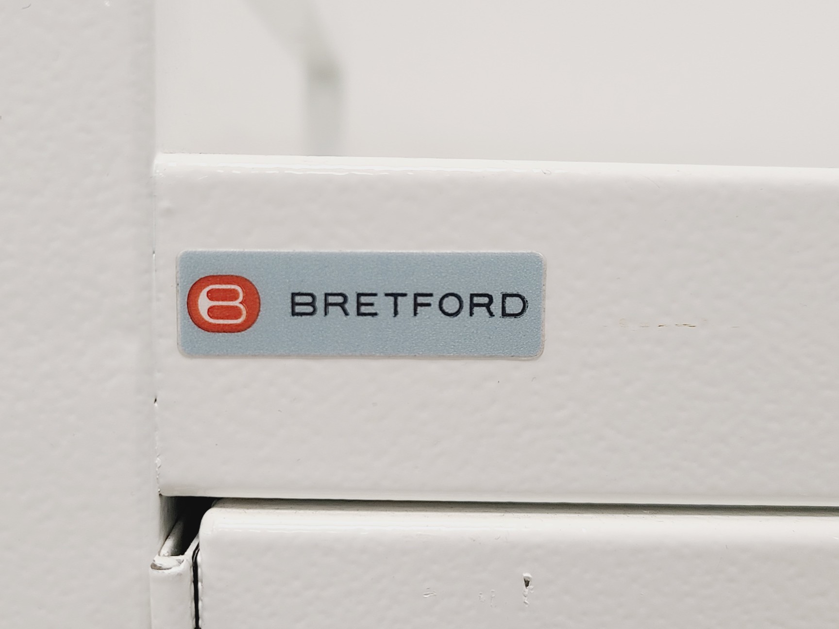 Image of Bretford PowerCart 16H Laptop Charging Trolley Model LAP16H F/N/EPM