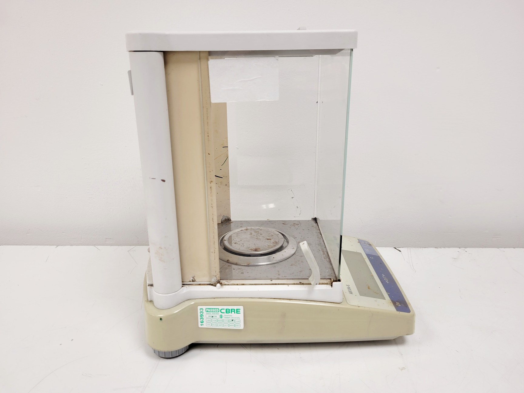 Image of Mettler Toledo AB104-S 4dp Analytical Balance