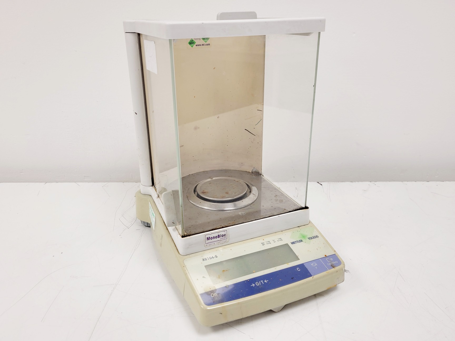 Image of Mettler Toledo AB104-S 4dp Analytical Balance