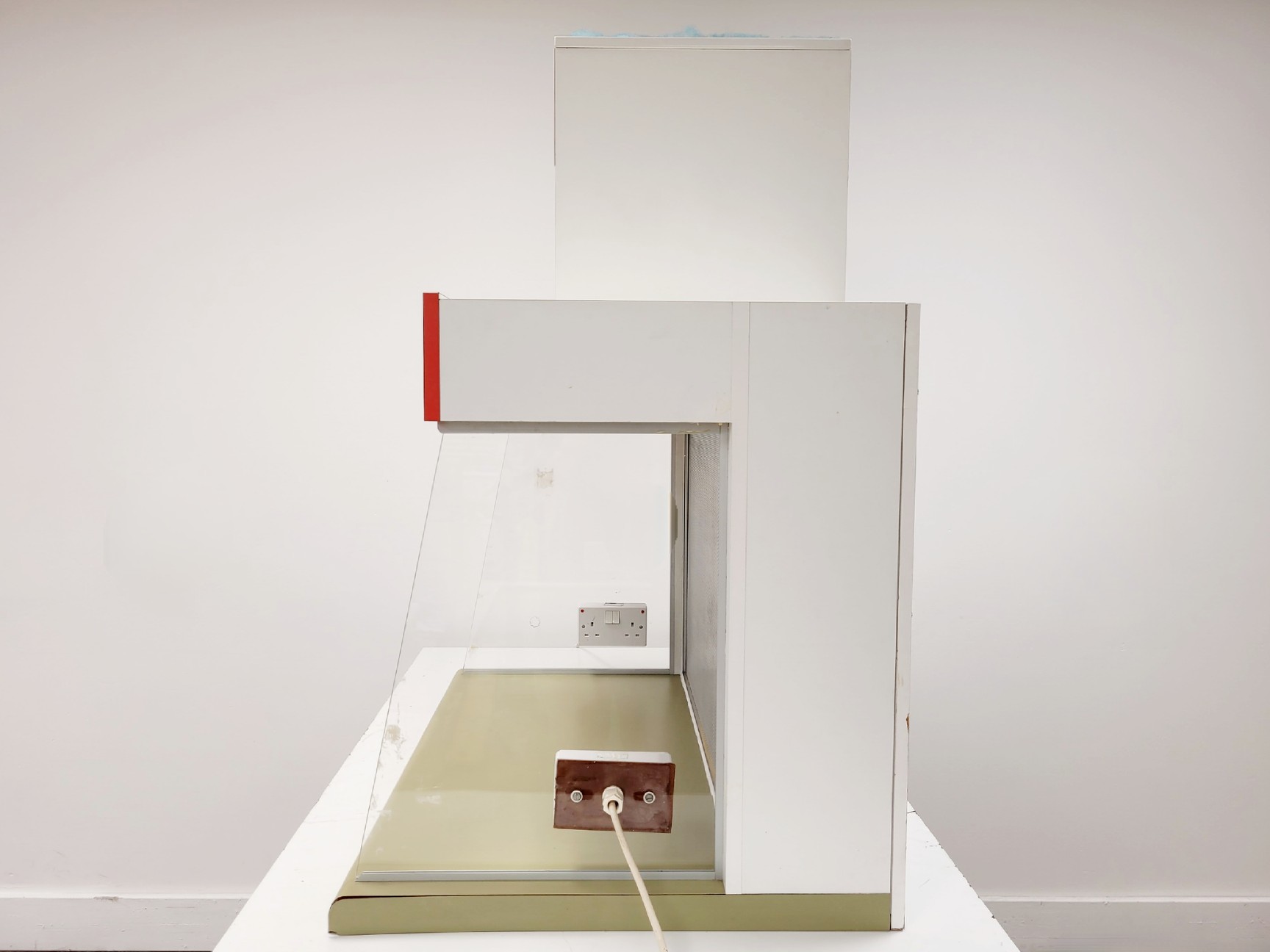 Image of M.D.H LTD Microflow Laminar Flow Workstation