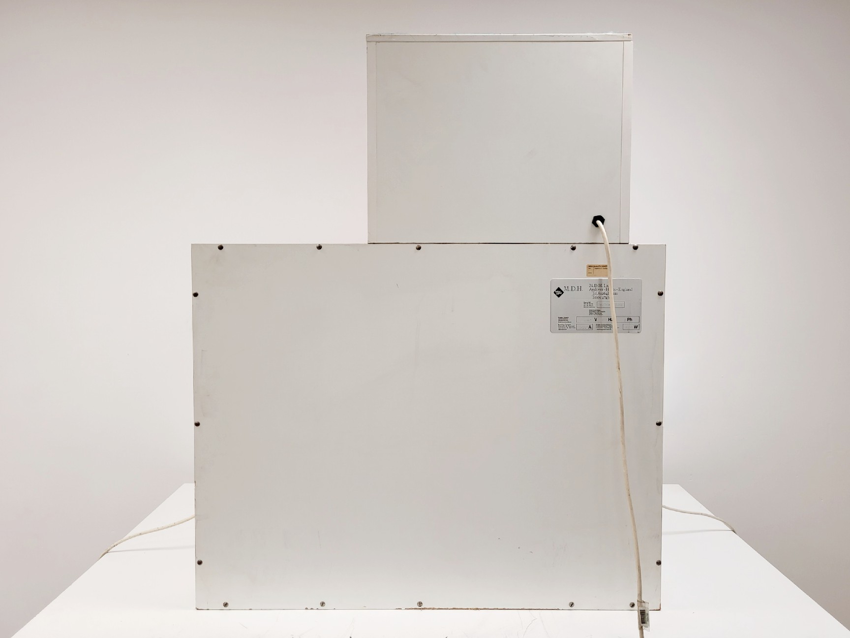 Image of M.D.H LTD Microflow Laminar Flow Workstation