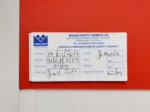 Thumbnail image of M.D.H LTD Microflow Laminar Flow Workstation