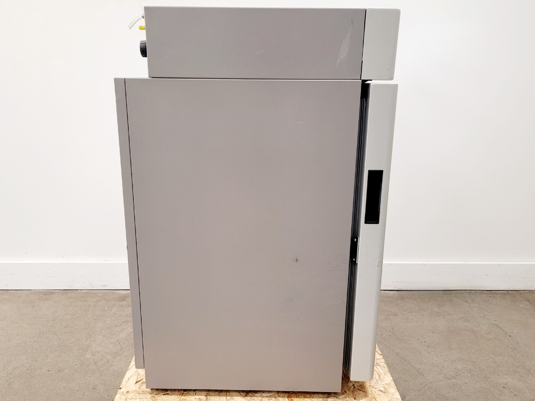 Image of Borolabs Shellab 2323/TC CO2 Incubator