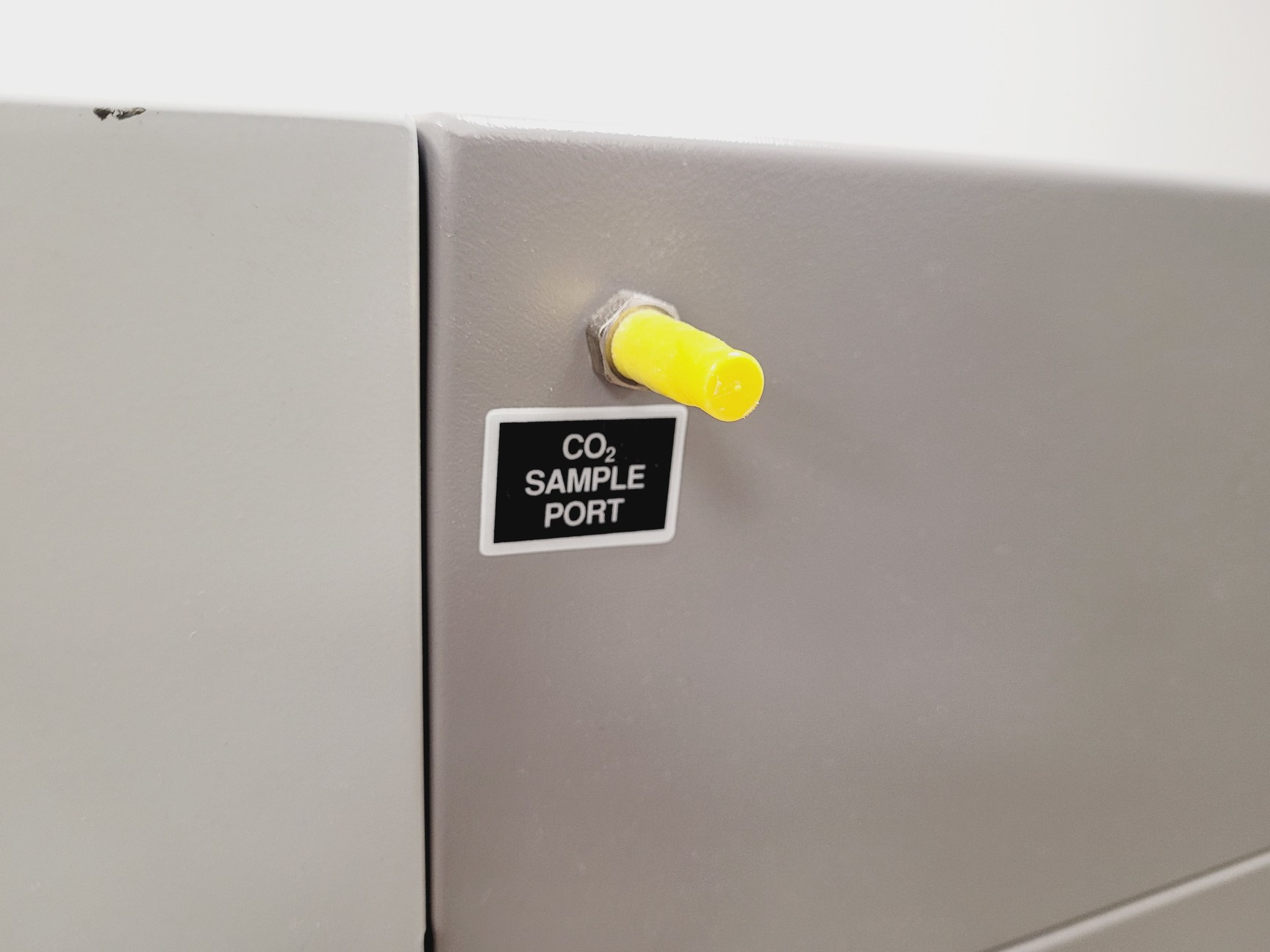 Image of Borolabs Shellab 2323/TC CO2 Incubator