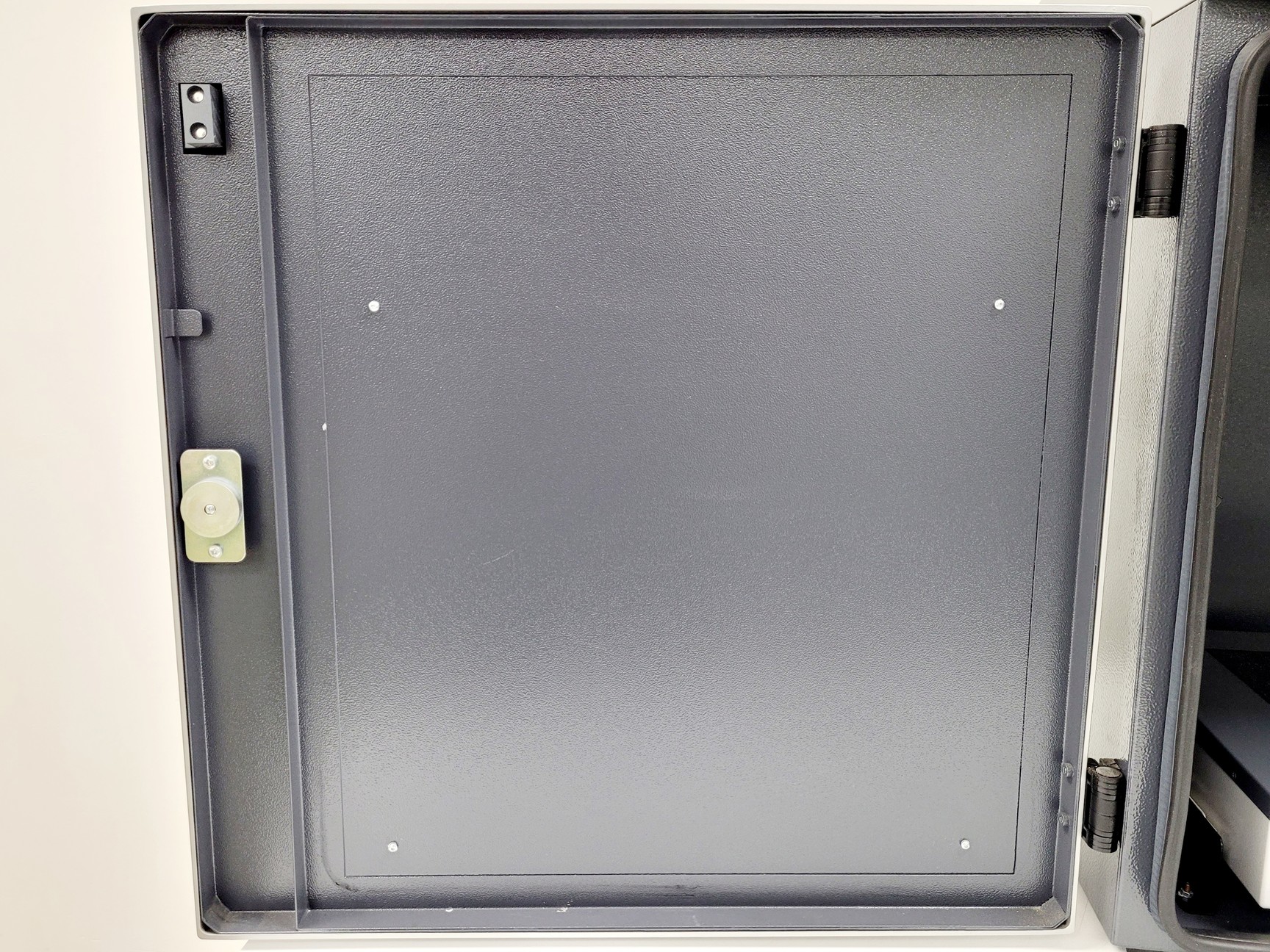 Image of Syngene GBOX Chemi HR1.4 Gel Imaging System