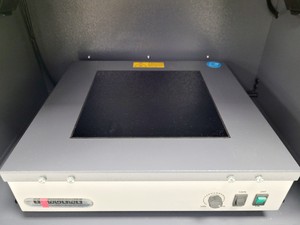 Thumbnail image of Syngene GBOX Chemi HR1.4 Gel Imaging System