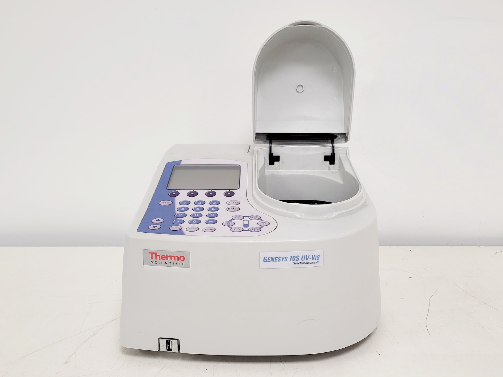 Image of Thermo Scientific GeneSys G10S UV-VIS Spectrophotometer Lab
