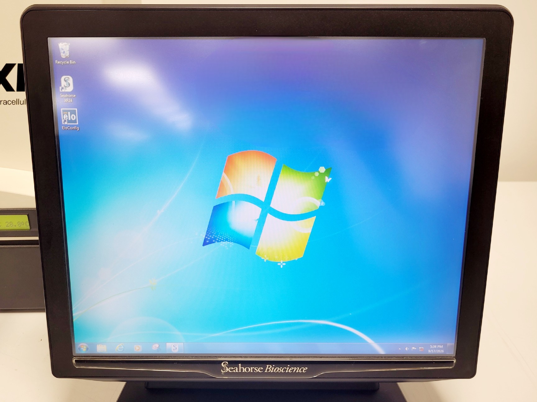 Image of Seahorse Bioscience XF24 Extracellular Flux Analyser W/ PC and Software