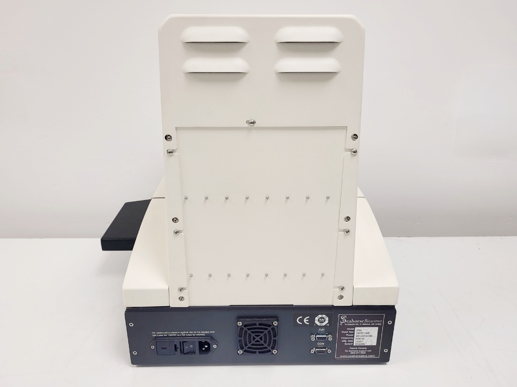 Image of Seahorse Bioscience XF24 Extracellular Flux Analyser W/ PC and Software