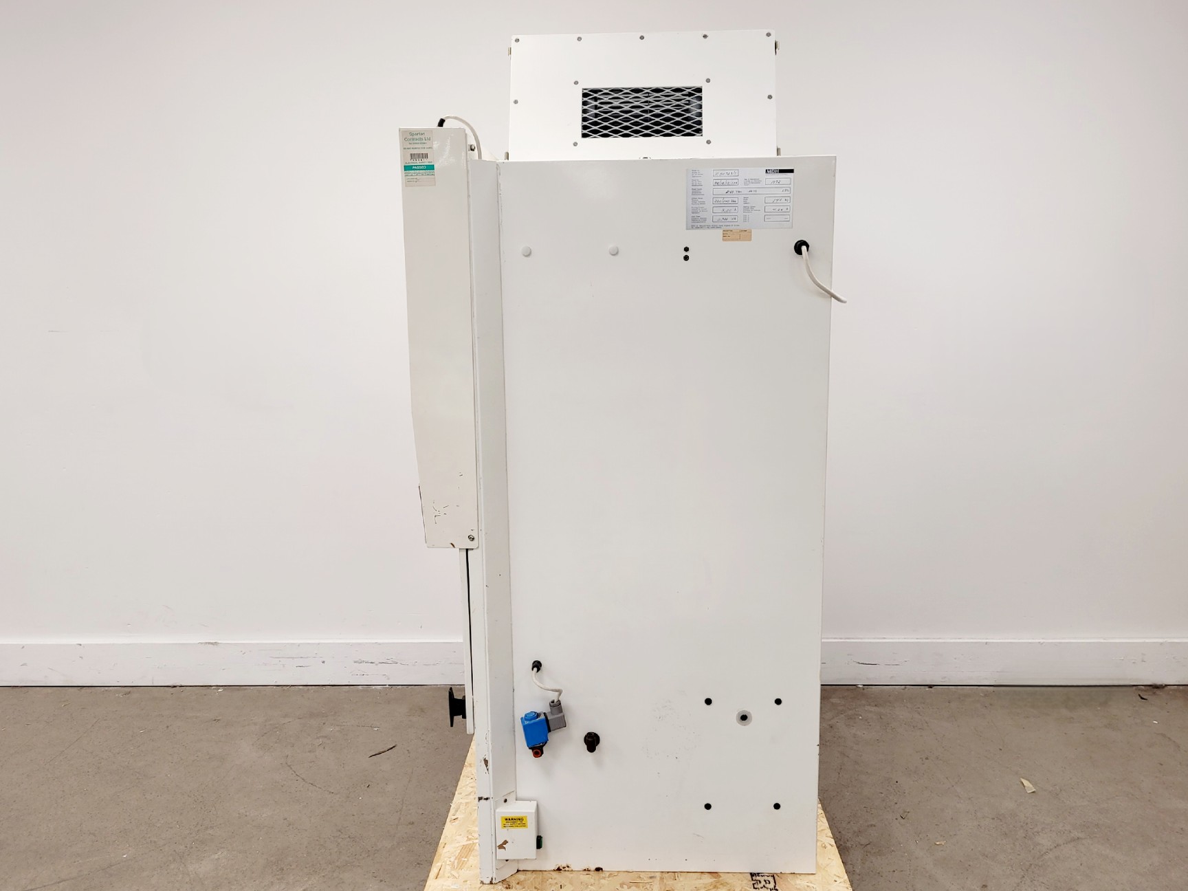 Image of Microflow Class 2 Biological Safety Cabinet Model No. M50723/1