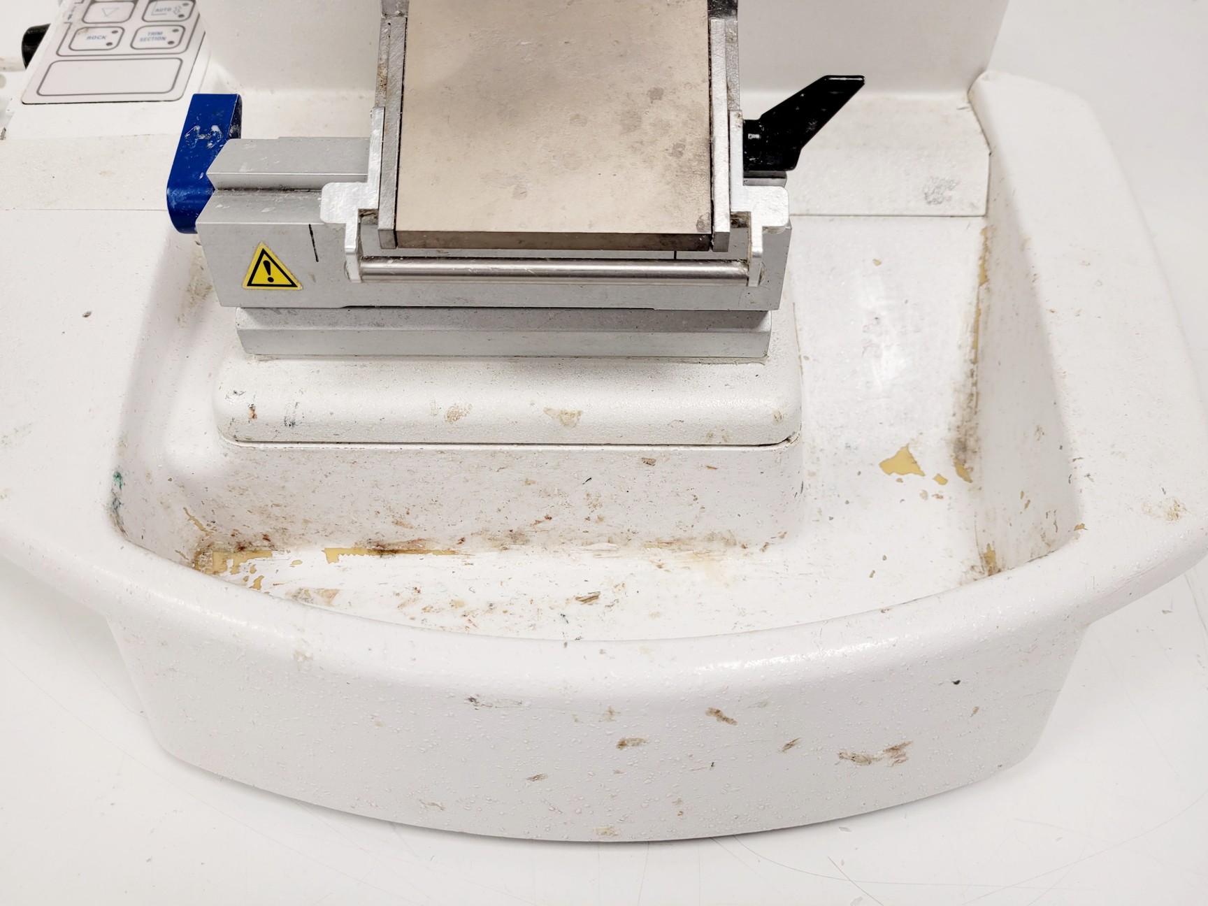 Image of Thermo Shandon Finesse Rotary Microtome