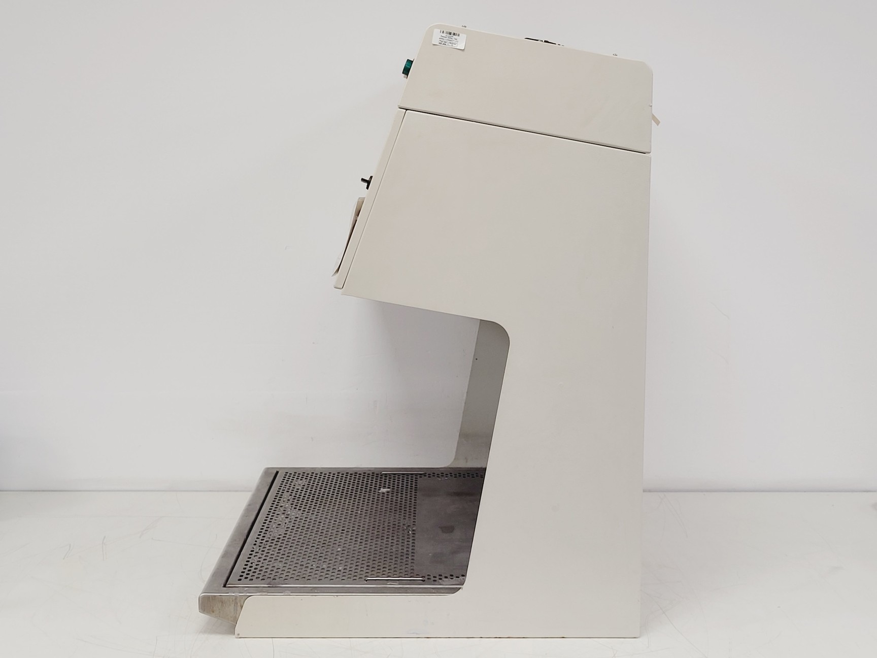 Image of Labcaire WS-6 Downflow Workstation Lab