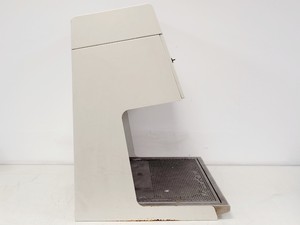Thumbnail image of Labcaire WS-6 Downflow Workstation Lab