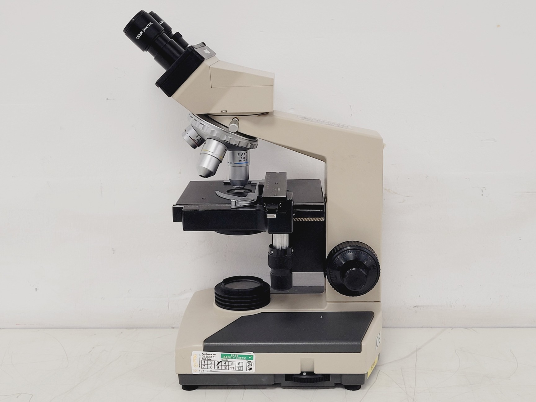 Image of Olympus CHT CH-2 Compound Microscope W/ 0.10/0.25/0.65 Objectives