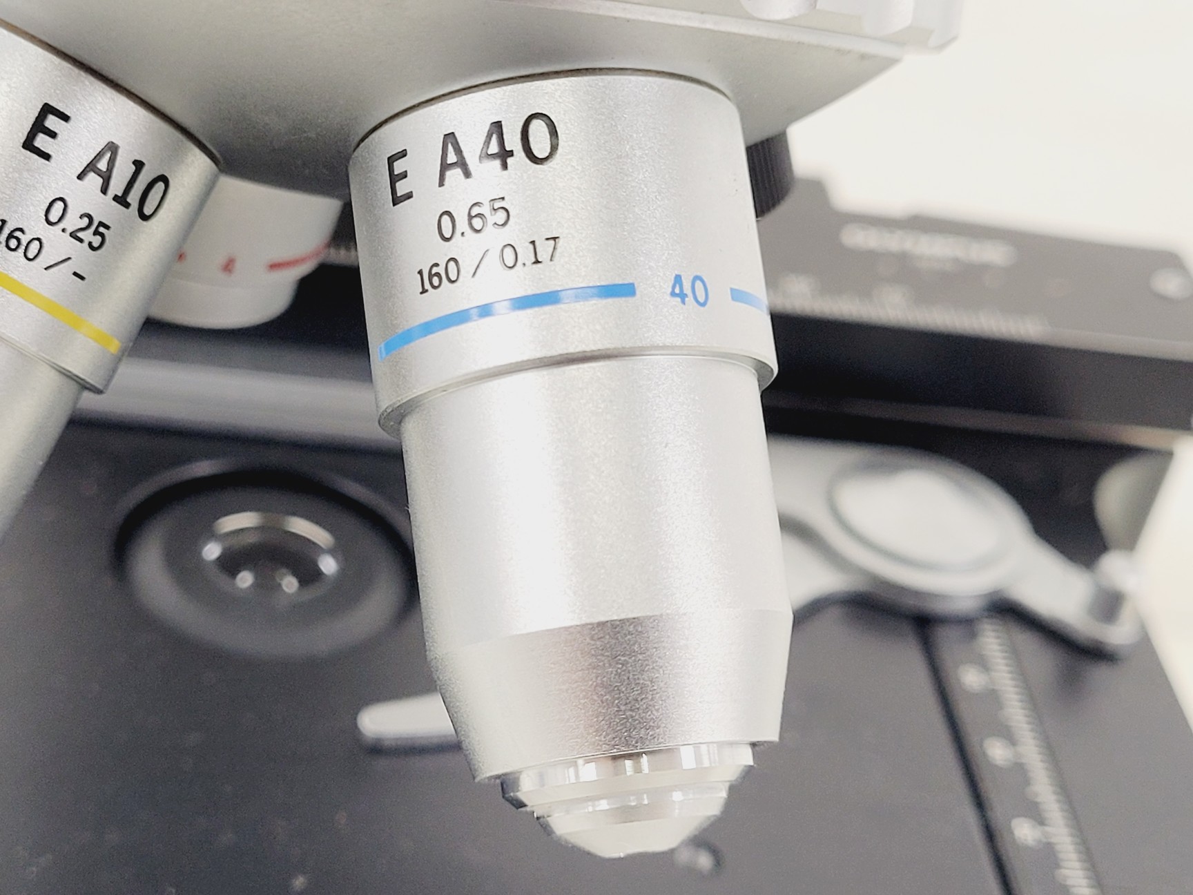 Image of Olympus CHT CH-2 Compound Microscope W/ 0.10/0.25/0.65 Objectives