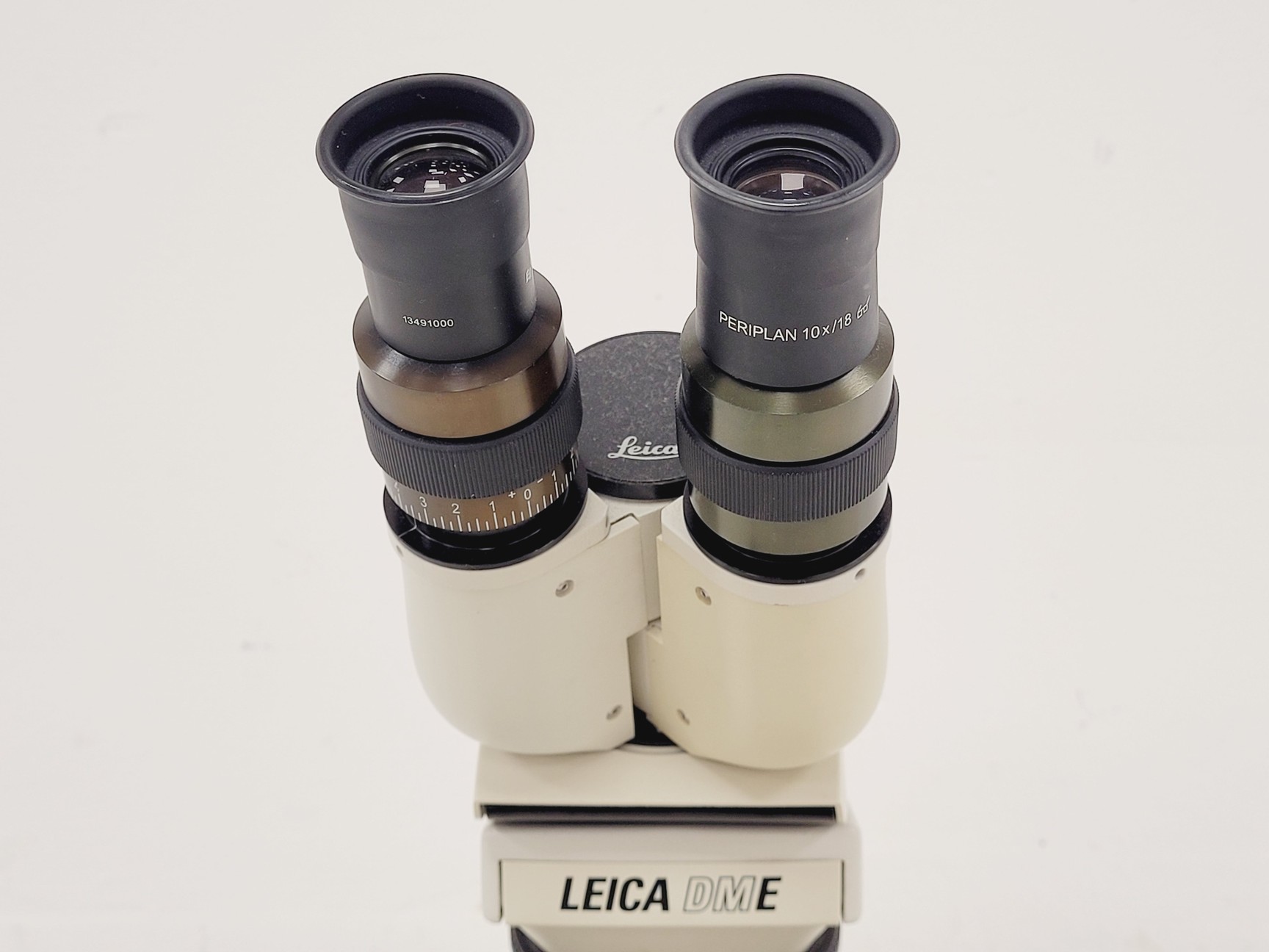 Image of Leica DME Compound Microscope W/ 4x/10x/40x/100x Objectives